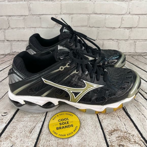 Mizuno Shoes - Mizuno Wave Lightning Vs1. Black,  Women 8